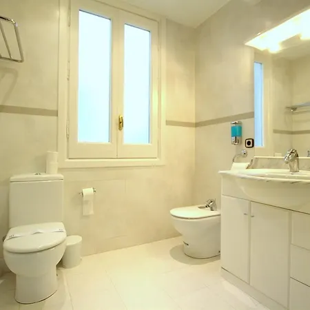 Gaudi 3 *